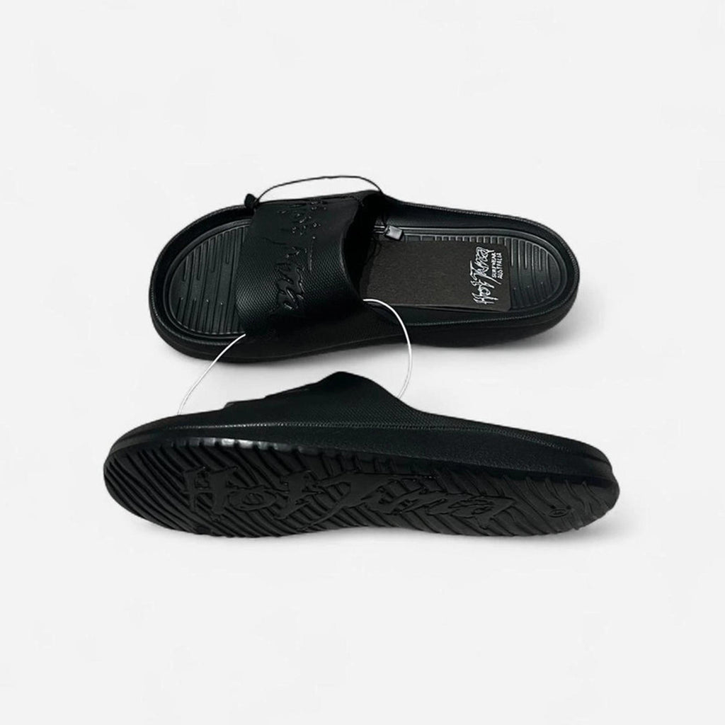Hot Tuna Junior Pool Shoes Slides Size UK 6 EU 39 *REF:SB1
