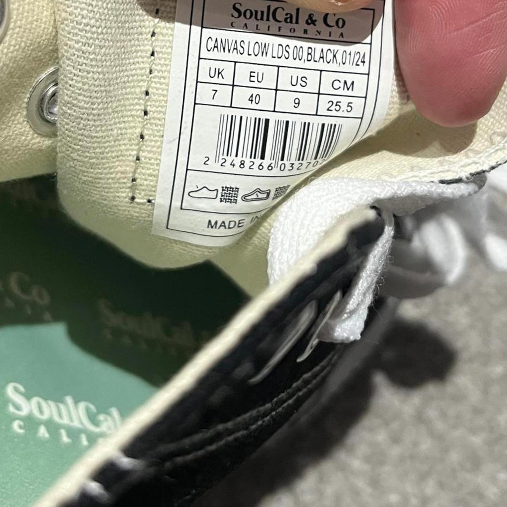 SoulCal Canvas Low Shoes Womens Black White Size UK 7 EU 40 *SB16