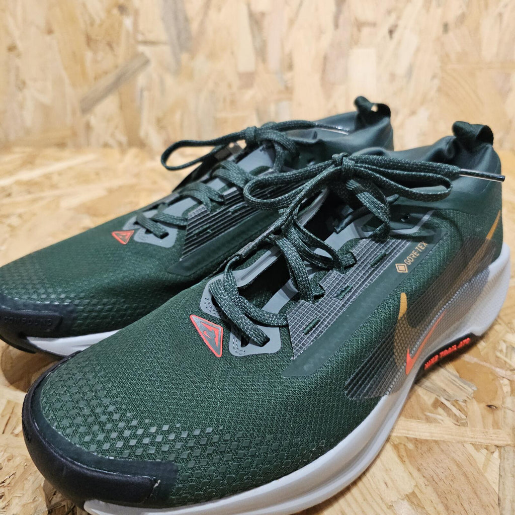 Nike Pegasus Trail 5 Gore-Tex Mens Running Trainer Clay Green Size UK 10 *SB17