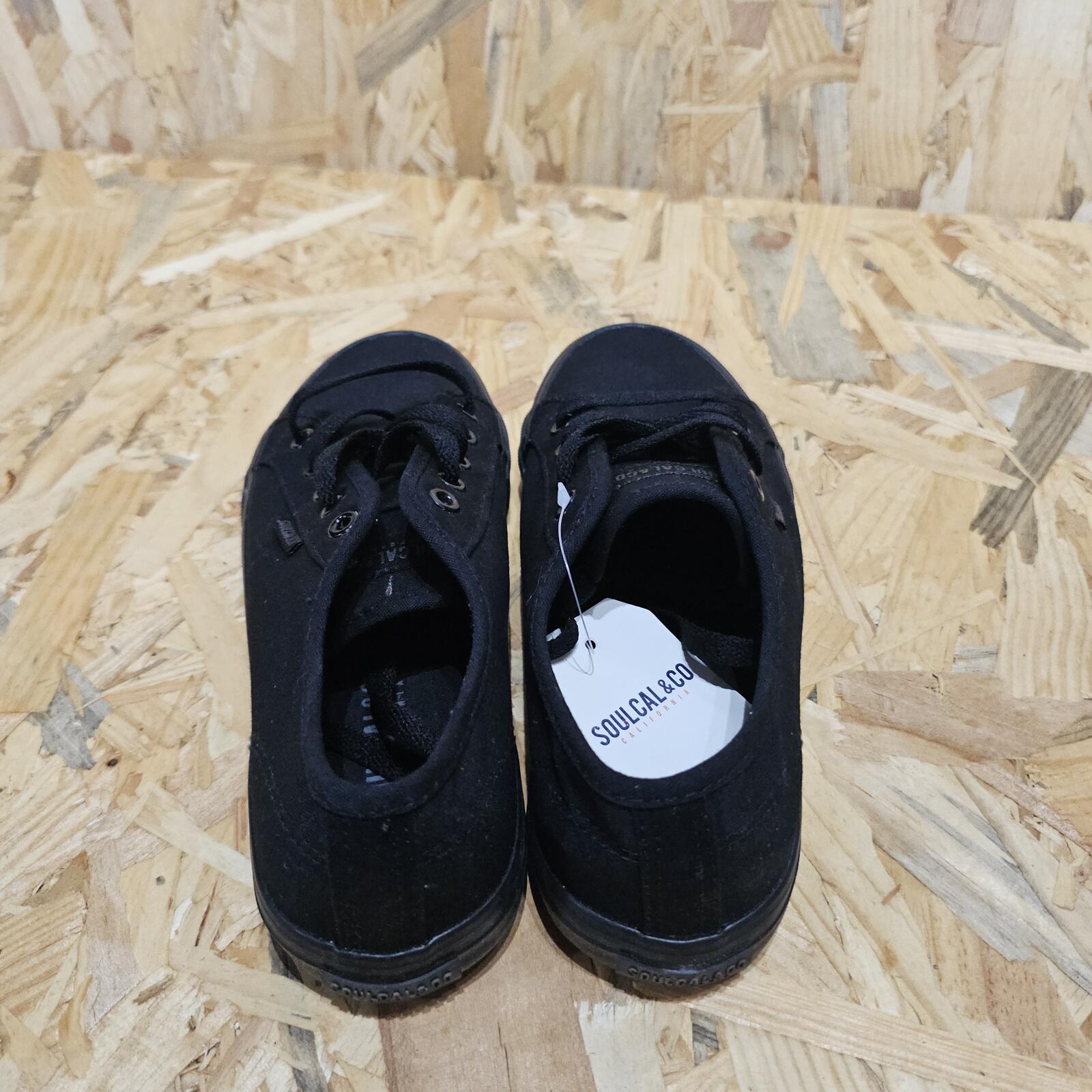 Soulcal Sunrise Canvas Shoes Junior Black Size UK 5.5 *SB17