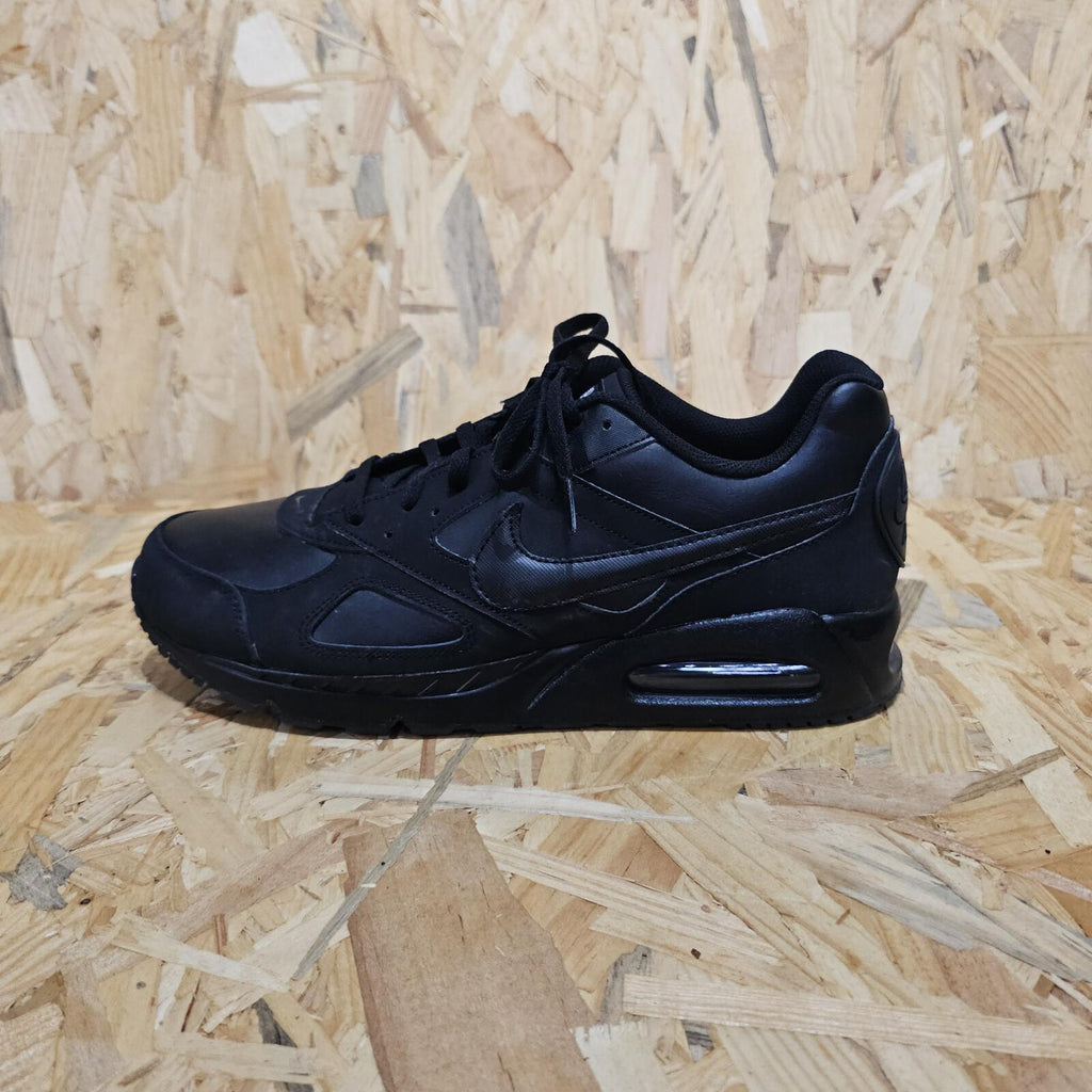 Nike Air Max IVO Mens Shoes Trainers Black Size UK 12 EU 47.5 (Ex Display) *SB6