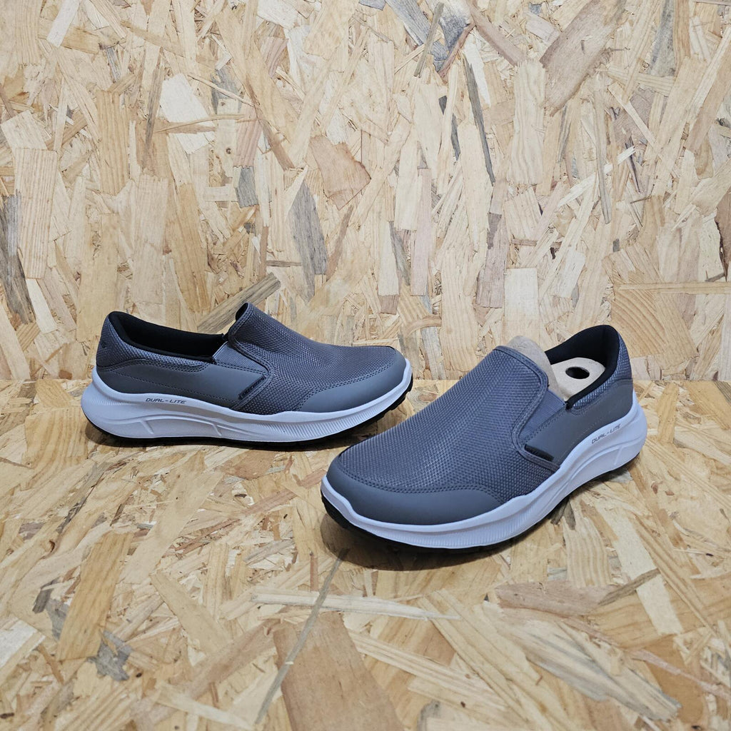 Skechers Relaxed Fit: Equalizer 5 Persistable Trainers Grey Mens Size UK 9 *SB7
