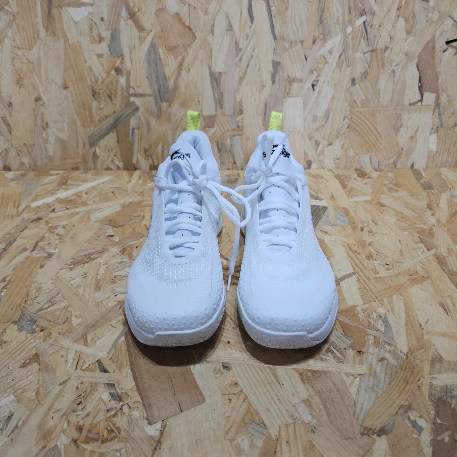 Slazenger SZR Pro Tennis Shoes Mens White Size UK 7 EU 41 (Ex-Display) *SB7