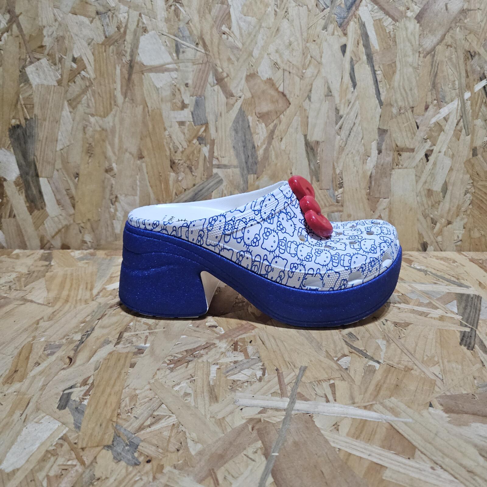 Crocs Unisex Adults Hello Kitty Siren Clogs Heel Size UK 11 Ex-Display *SB7
