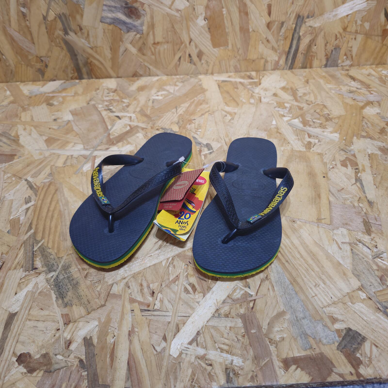 Havaianas Brasil Logo Flip Flops 20th Anniversary Black Womens Size UK 4.5/5