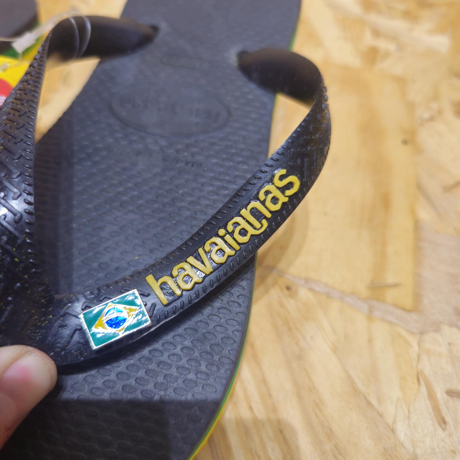 Havaianas Brasil Logo Flip Flops 20th Anniversary Black Womens Size UK 4.5/5