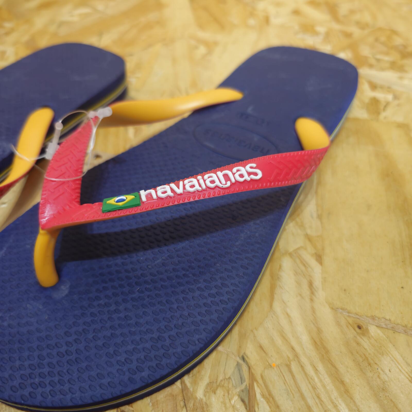 Havaianas Brasil Mix Unisex T-Bar Sandals Navy Red Size UK 9 EU 43 *FF1