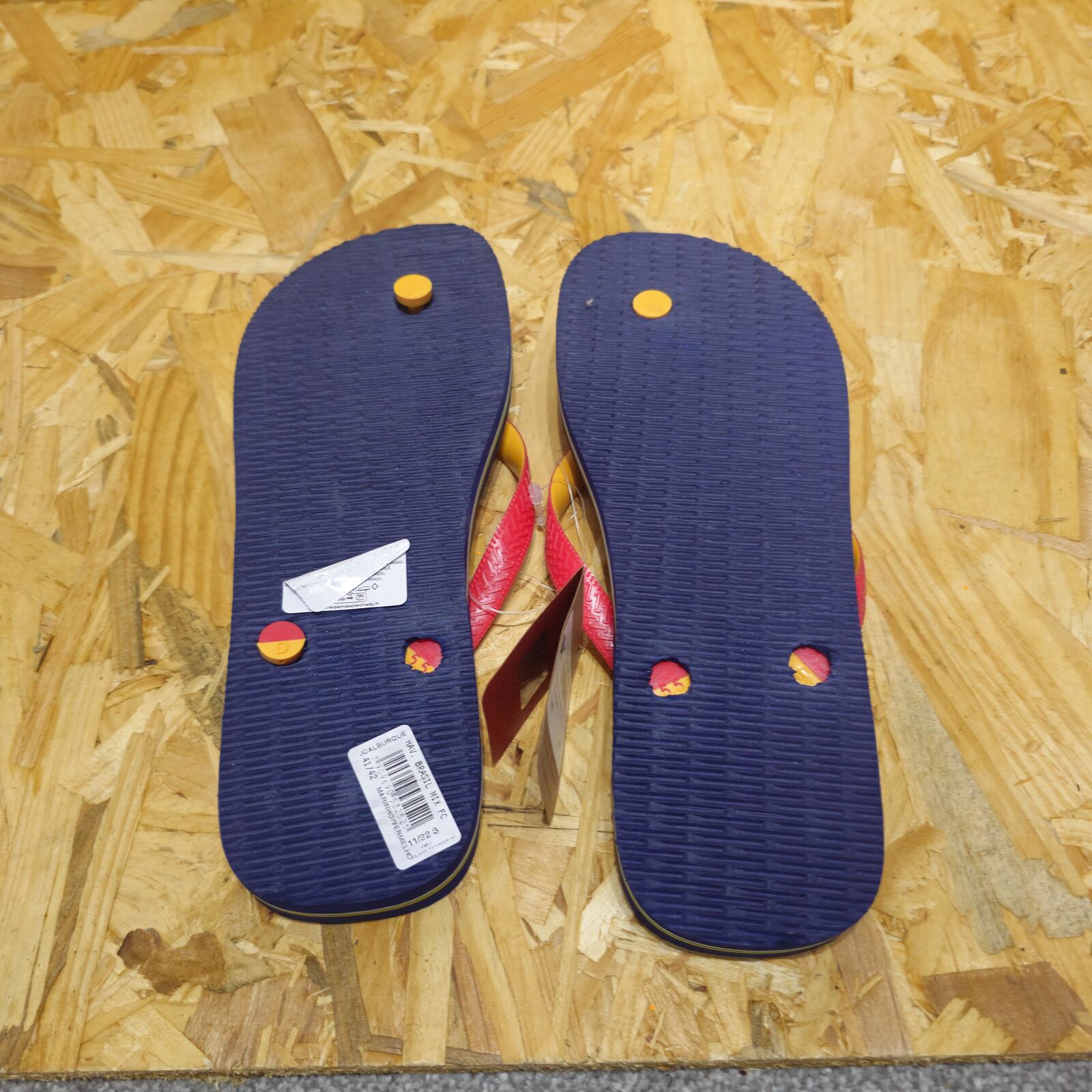 Havaianas Brasil Mix Unisex T-Bar Sandals Navy Red Size UK 9 EU 43 *FF1