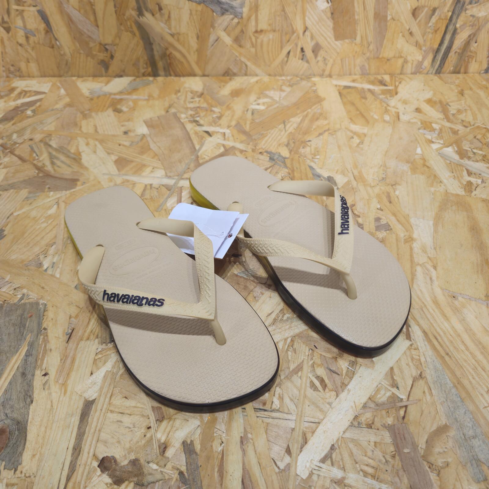 Havaianas Capsule Collection Unisex Beige Gradient Pattern Thong Toe Flip Flops