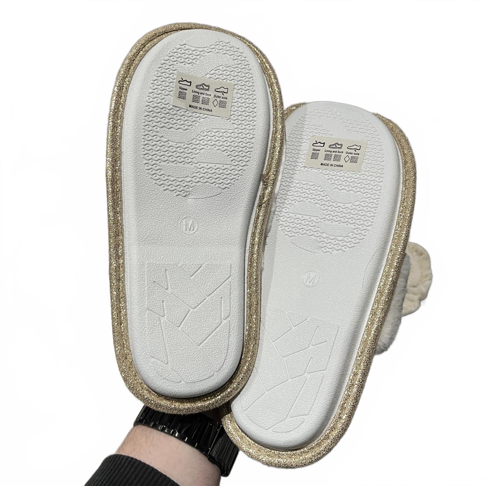 Studio Slipper Set With HWB and Eye Mask Gold Cream Size UK M 5-6 *SB1
