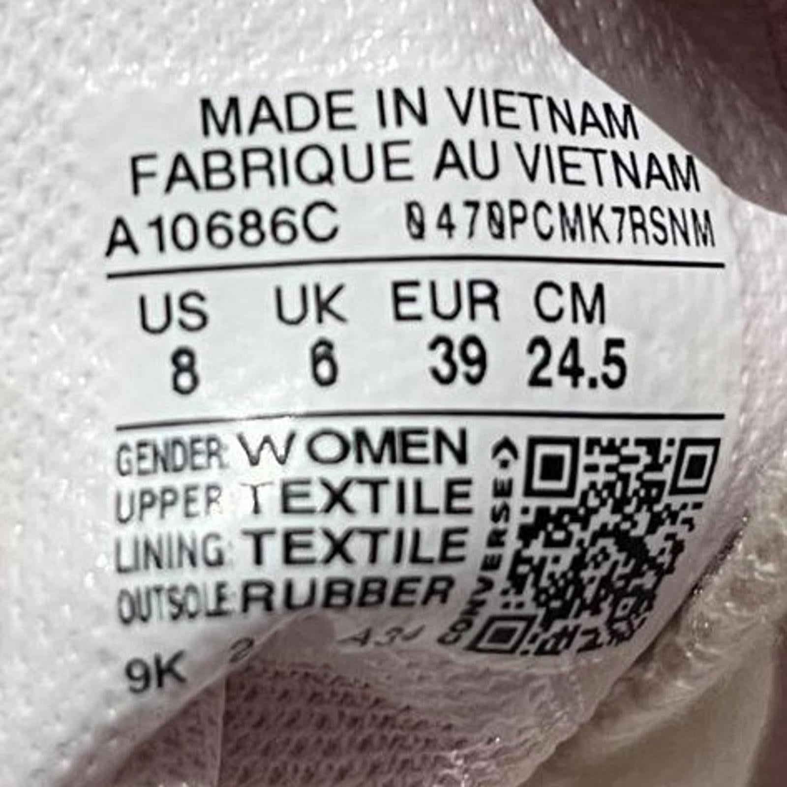 Converse Chuck Classic Hi Tops Ladies Egret Crochet Lace Size UK 6 EU 39 *SB16