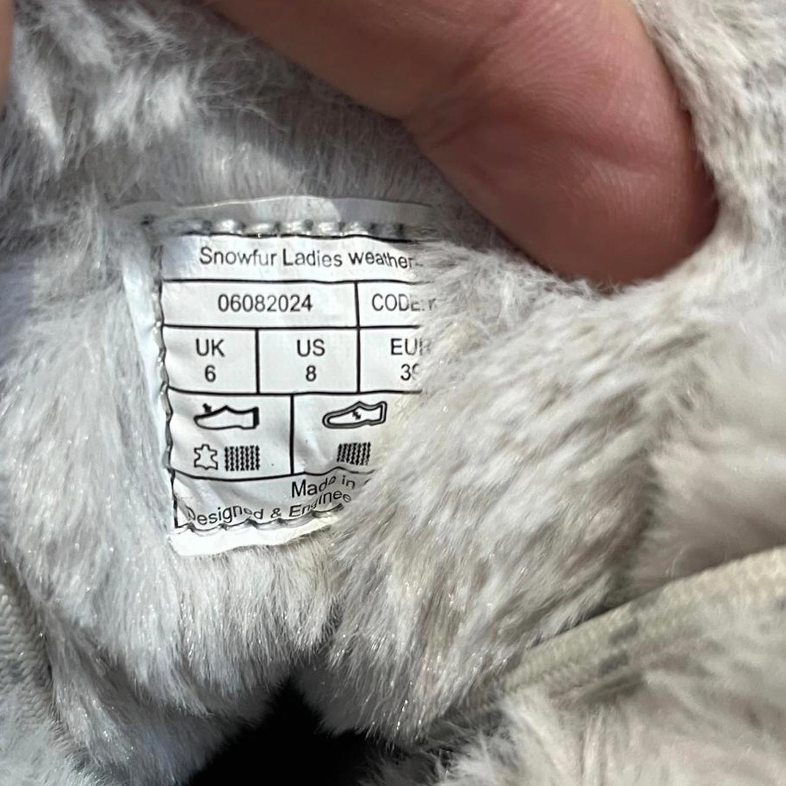 Karrimor Snowfur Winter Snow Boots Womens White Size UK 6 EU 39 *SB8