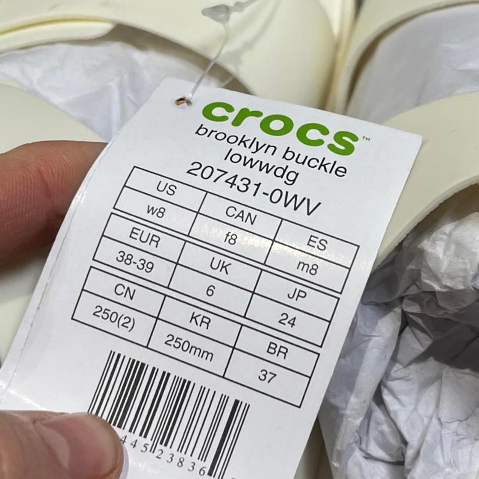 Crocs Cream Brooklyn Buckle Low Wedge Sandals Size UK 6 EU 39 *SB2