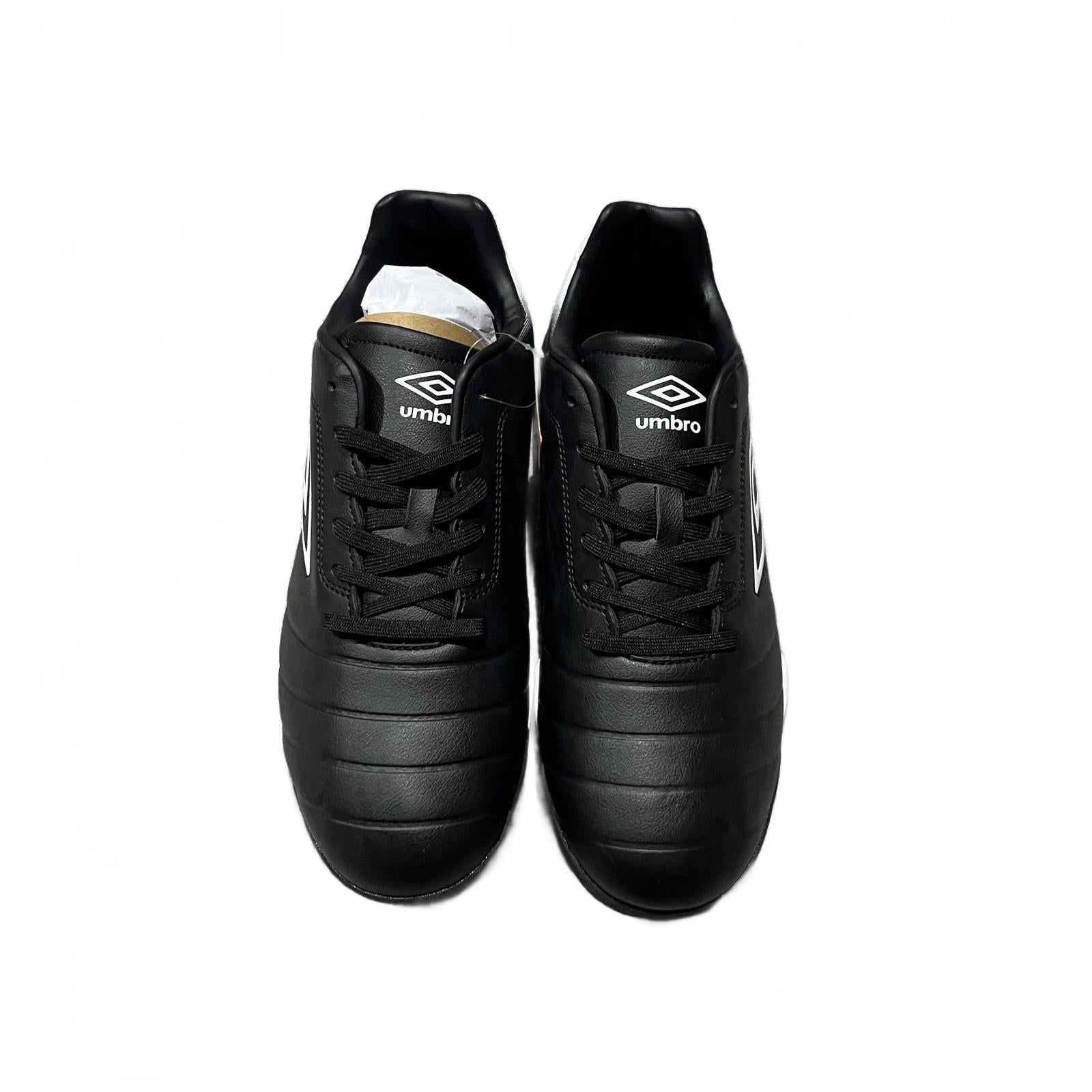 Umbro Calcio Astro Turf Football Trainers Size UK 8.5 EU 43 *SB15