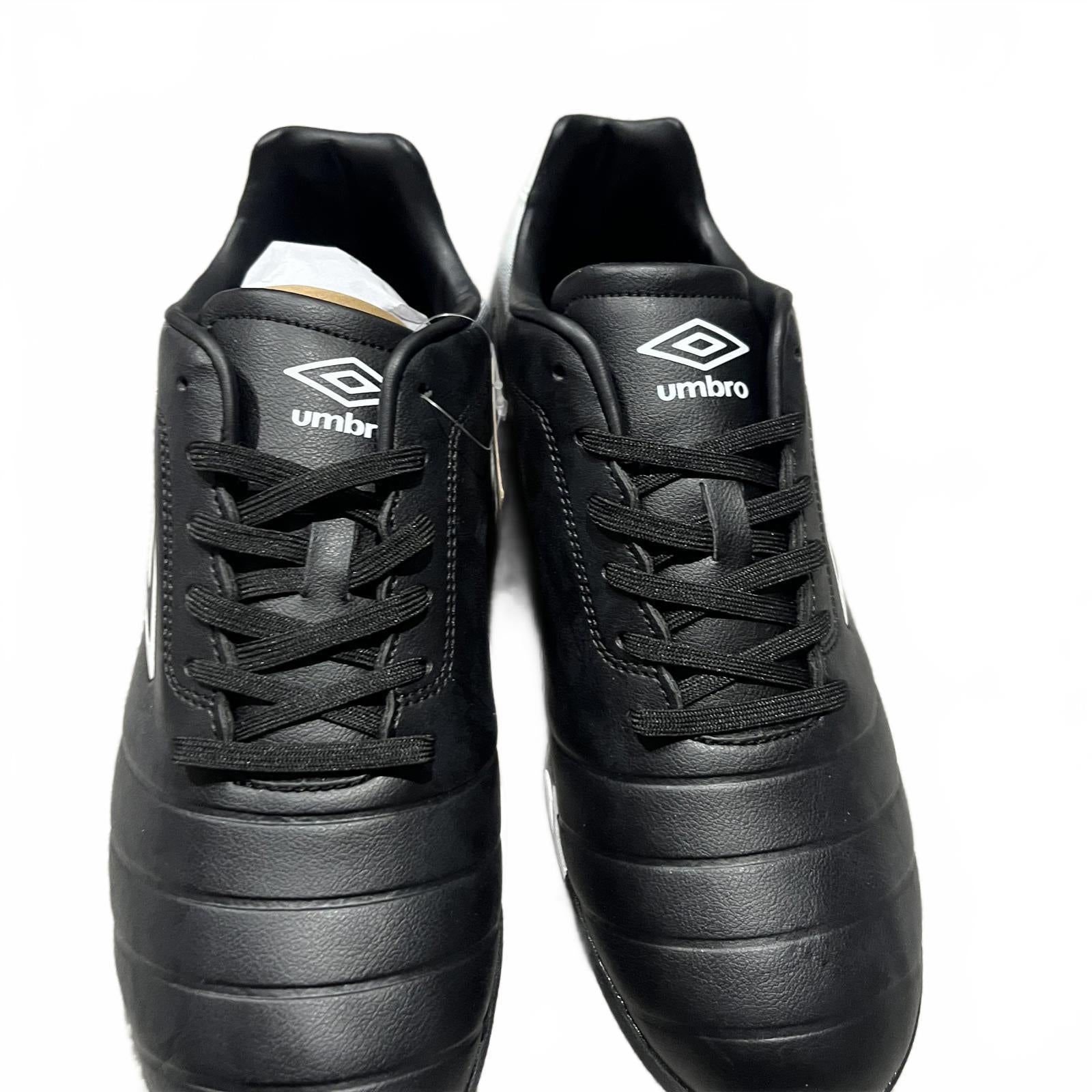 Umbro Calcio Astro Turf Football Trainers Size UK 8.5 EU 43 *SB15