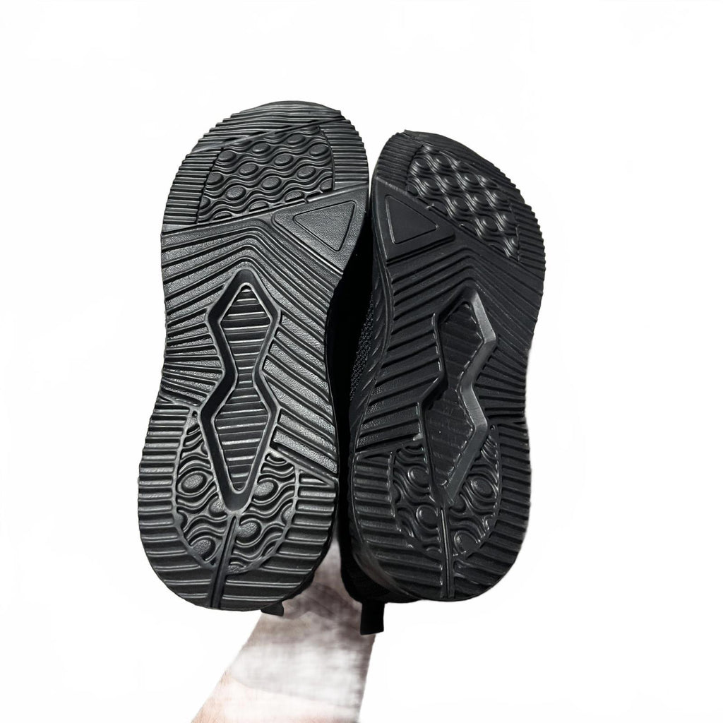 Fabric Santo Mens Trainers Black Size UK 10 EU 45 *SB16