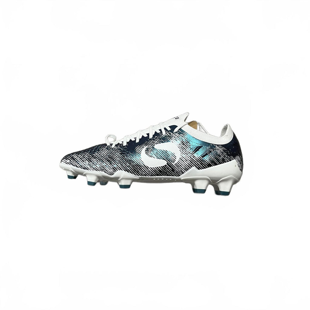 Sondico Blaze Firm Ground Football Boots Emerald Size UK 8.5 EU 42.5 *SB19