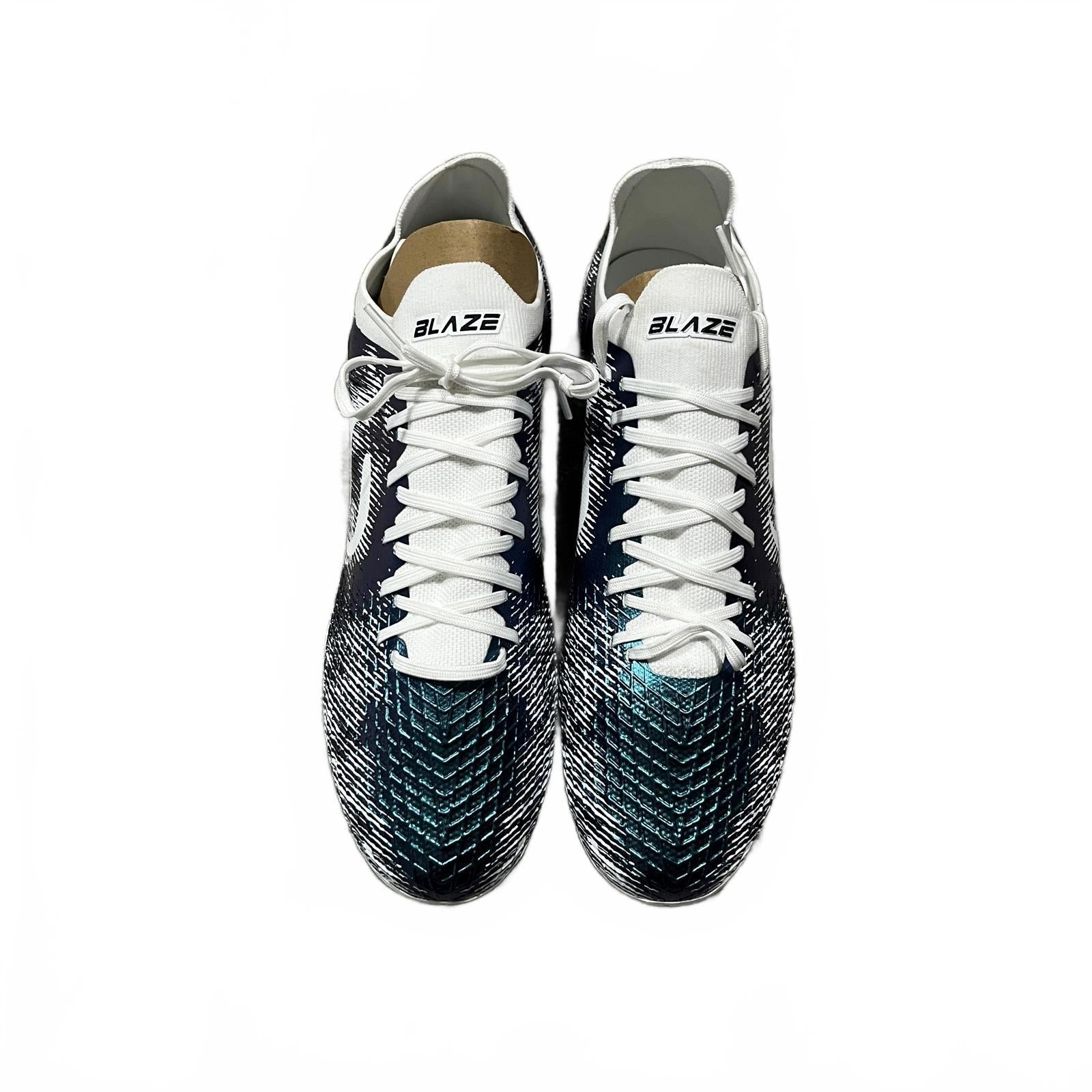 Sondico Blaze Firm Ground Football Boots Emerald Size UK 8.5 EU 42.5 *SB3