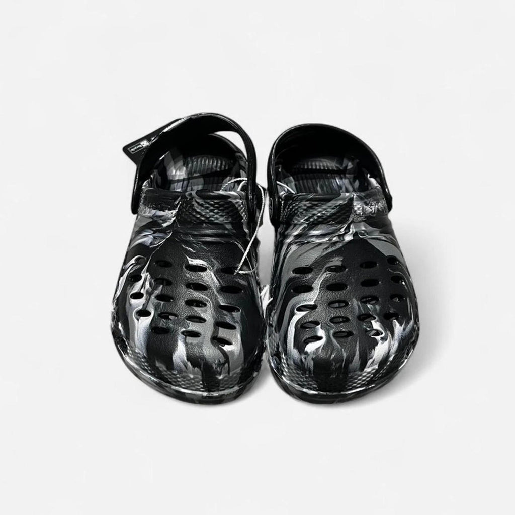 Hot Tuna Infants Marbled Cloggs Black Size UK C7 *SB11