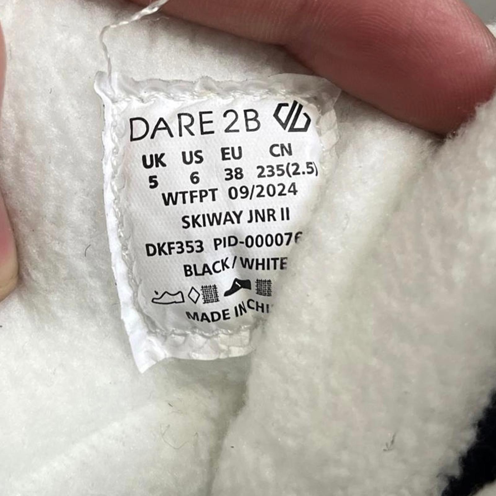 Dare 2b Skiway Junior II Snow Boots Black Size UK 5 EU 38 *SB17