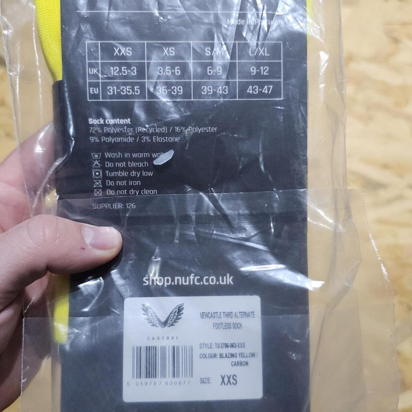 Castore Newcastle United Kids Footless Socks Yellow UK C12.5-3 New