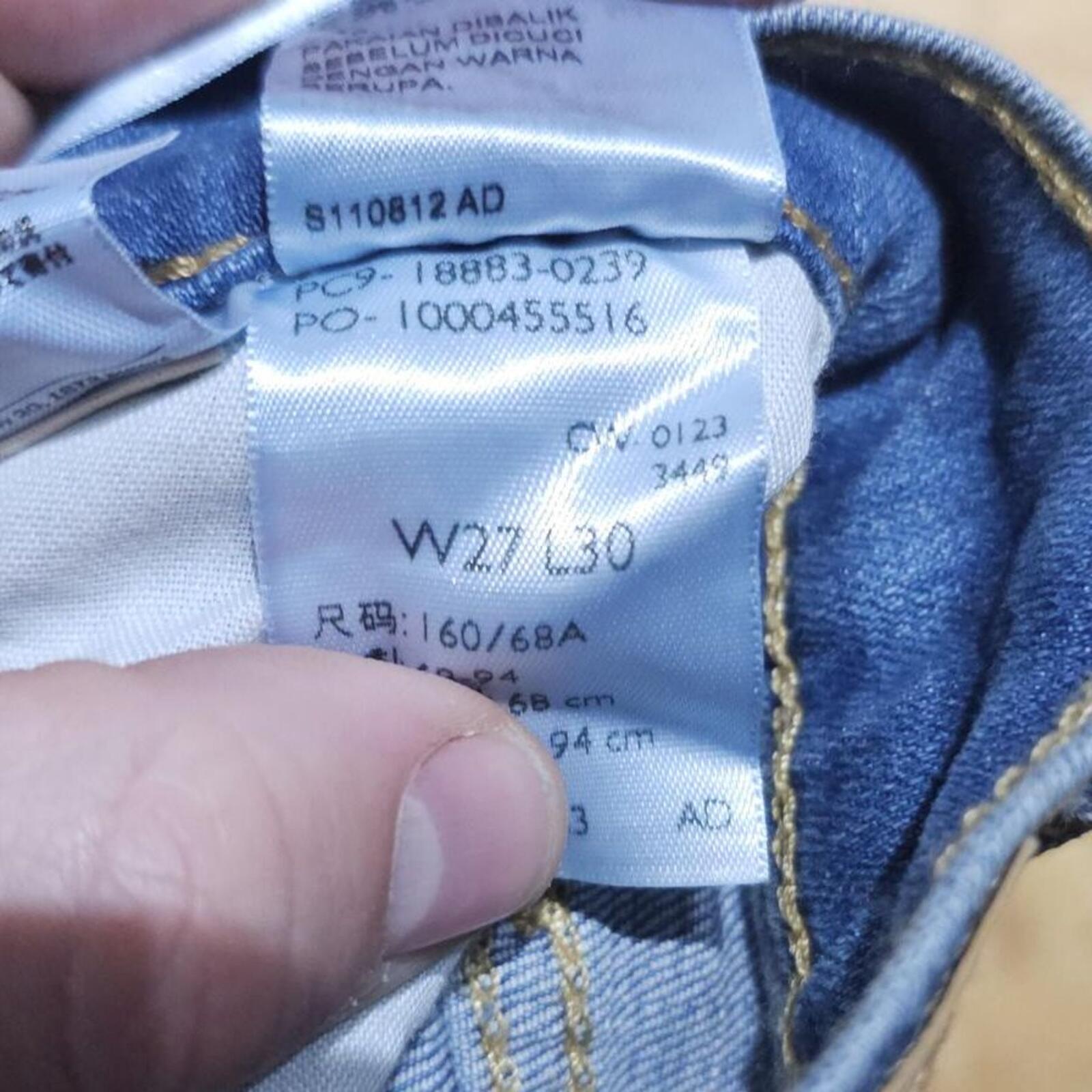 Levi’s 724 High Rise Straight Jeans Blue W27 L30 BNWT *4.4