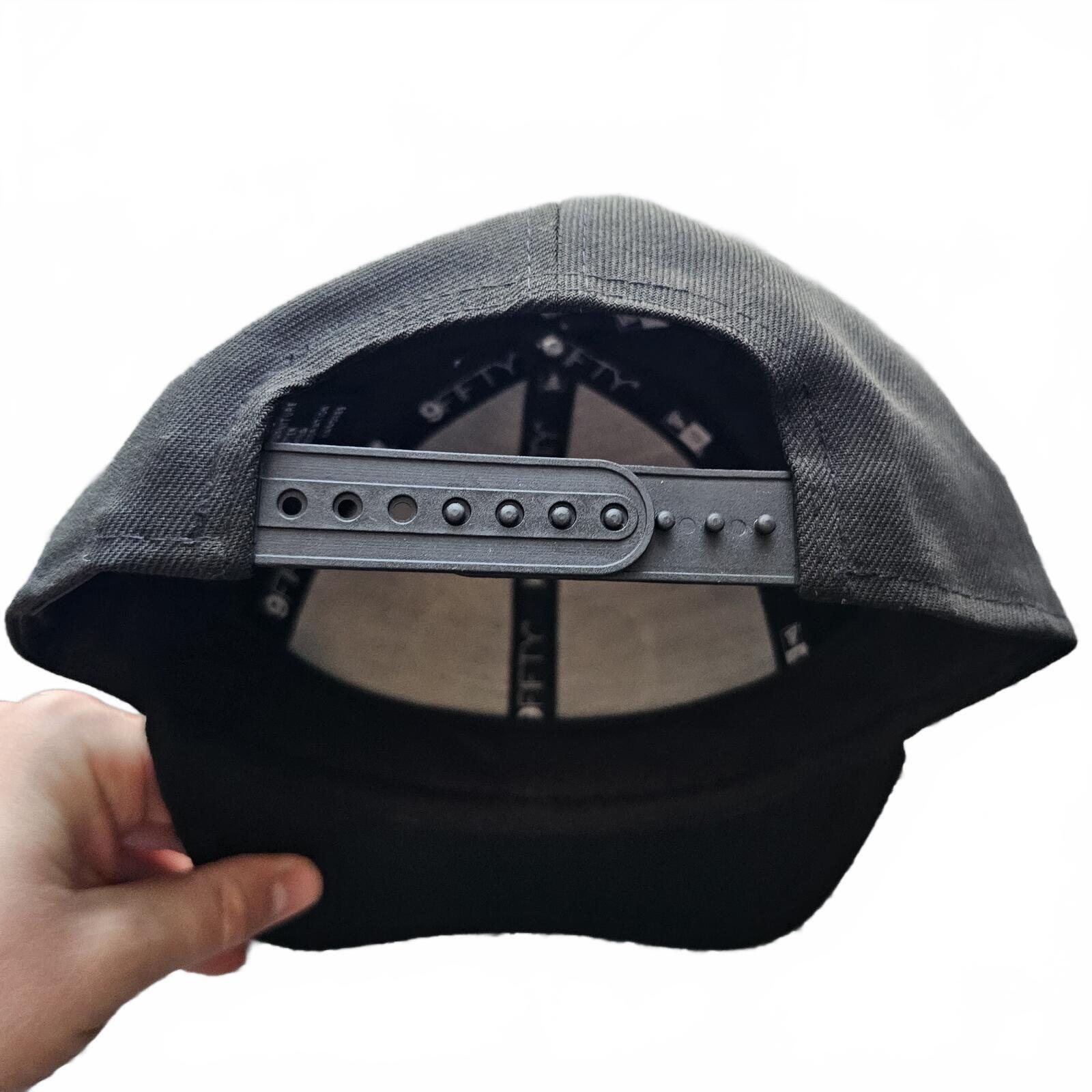 New Era Red Bull Racing F1 Tonal Pre Curve Cap – Black – S/M – New With Tags