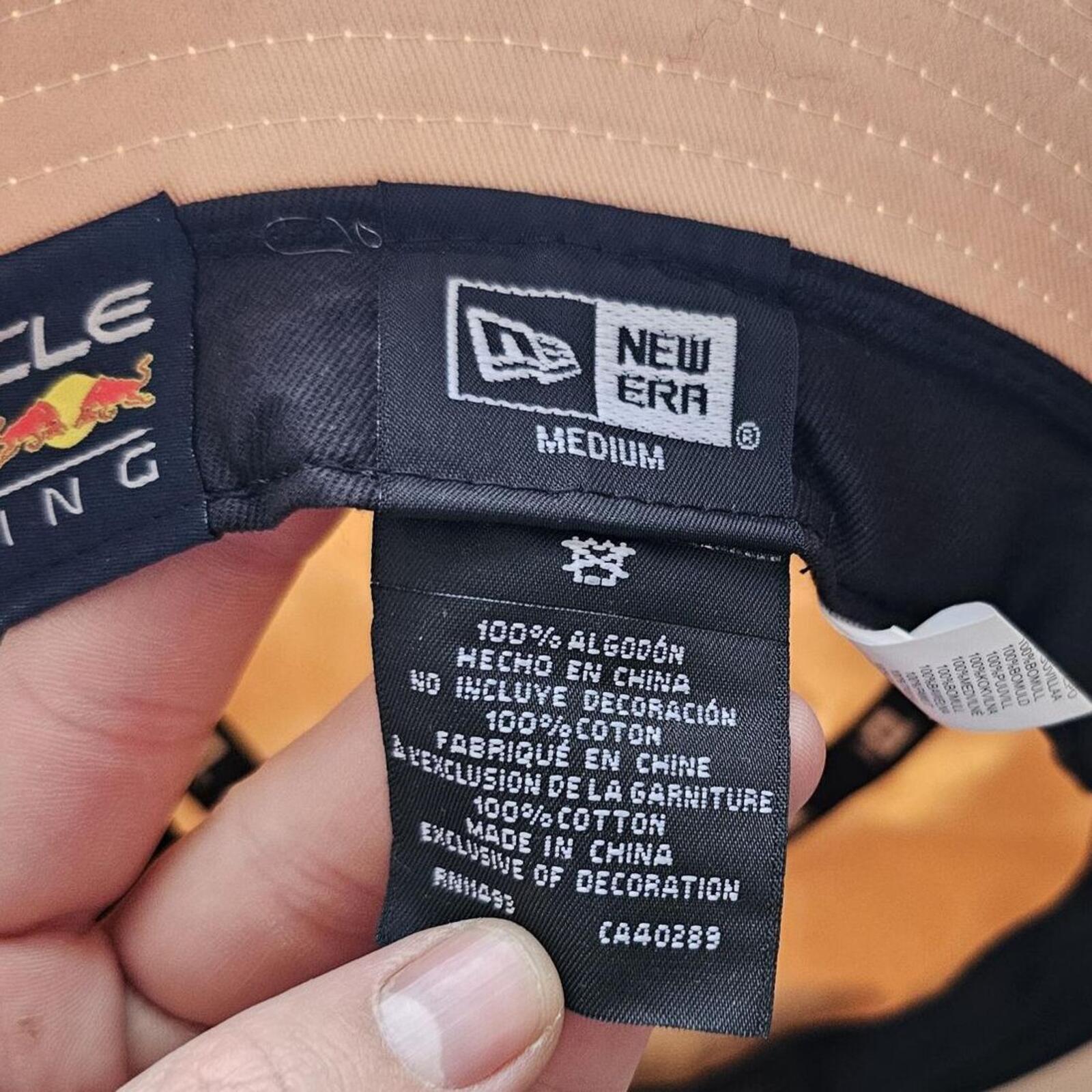 New Era Red Bull Racing F1 Seasonal Bucket Hat – Medium – Sand / Beige